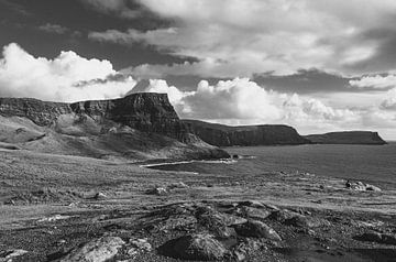 Neist Point op het Isle of Skye in Schotland. Panorama klif. van Jakob Baranowski - Photography - Video - Photoshop