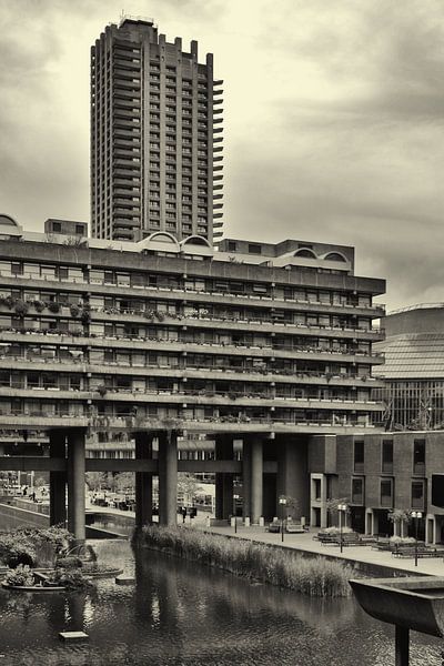 Barbican complex in London par Dennis Morshuis