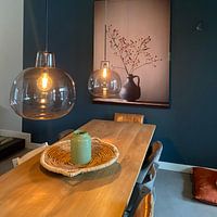 Kundenfoto: Blaue Vase mit Beeren von Karin Bazuin, als art frame