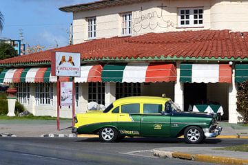 Oude taxi op Cuba