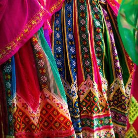 Dressed In Colors van Simon Claassen