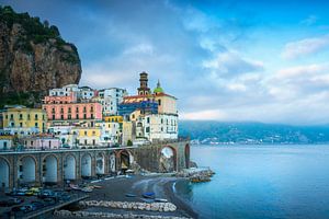 Altstadt von Atrani an der Amalfiküste, Italien