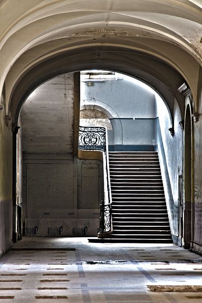 Trap naar het licht by Mark Koster