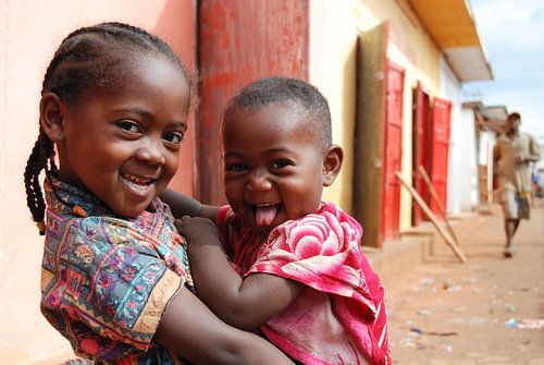 Twee Zusjes in Madagascar