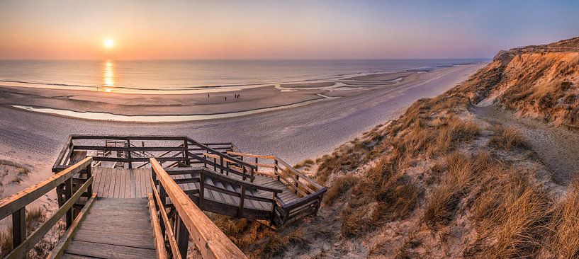 Red cliff in Kampen at sunset, Sylt by Christian Müringer