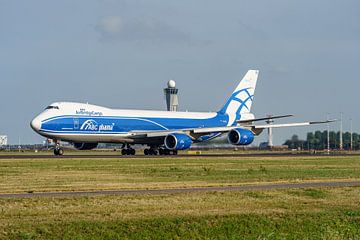 Vertrek AirBridgeCargo Boeing 747-8 vanaf Polderbaan. van Jaap van den Berg