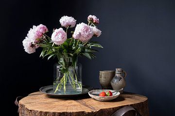 Peonies with Cologne pots and strawberries