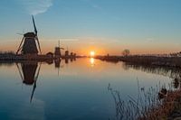Schemerige lichte zonsopgang