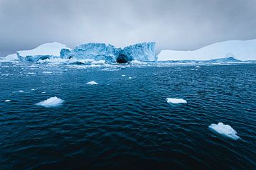 IJsberg in Ilulissat Icefjord - Disko Bay, Groenland van Martijn Smeets