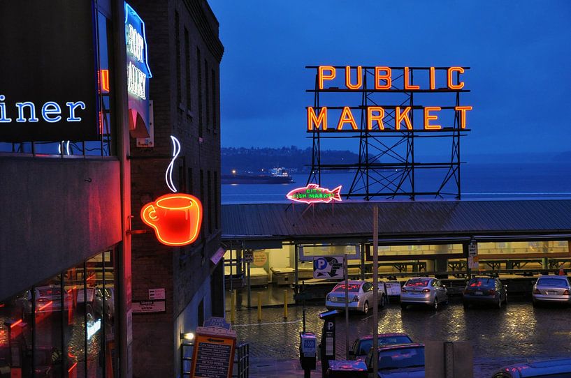Seattle by Hello Pompoyo