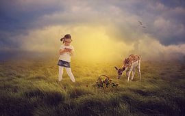 Meisje met hert en telefoon von Cees van Miert