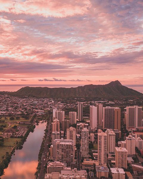 Hawaii by Hello Pompoyo
