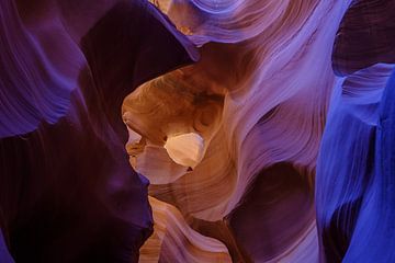 Lower Antelope Canyon van Richard van der Woude