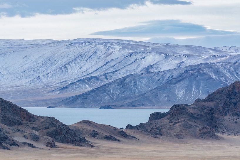 Bergmeer Mongolië | Landschapsfotografie van Nanda Bussers