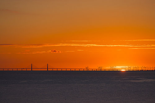 Zonsopkomst bij de Sontbrug van Menno Schaefer