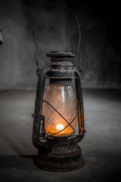 Lantern van David Potter