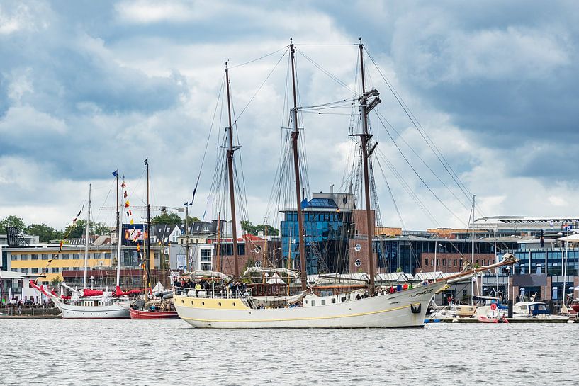Segelschiffe auf der Hansesail in Rostock von Rico Ködder