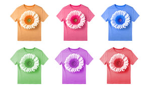 Set aus bunten T-Shirts mit Blumen einzeln auf weißem Hintergrund, Ausschnitt