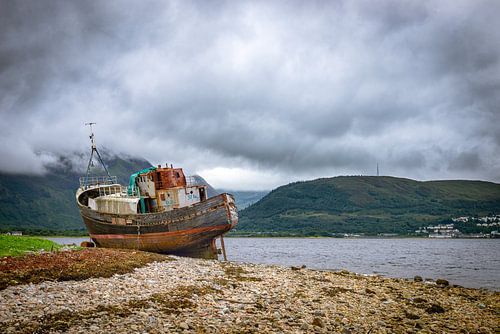 Verlaten schip bij Fort William, Schotland