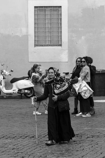 Rom fotografiert in schwarz und weiß, straßenfotografie von heidi borgart