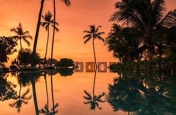 Tropical sunrise on Koh Samui van Ilya Korzelius