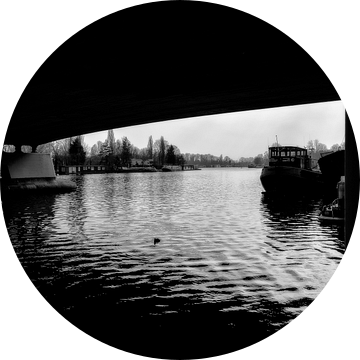 Under the bridge .... van Don Fonzarelli