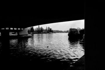 Under the bridge .... von Don Fonzarelli