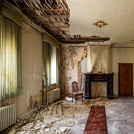 abandoned living room with fireplace by Vivian Teuns