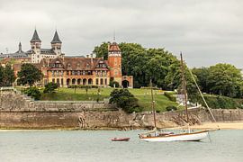 Palais Miramar de Saint-Sébastien à la baie de La Concha sur Eric van Nieuwland