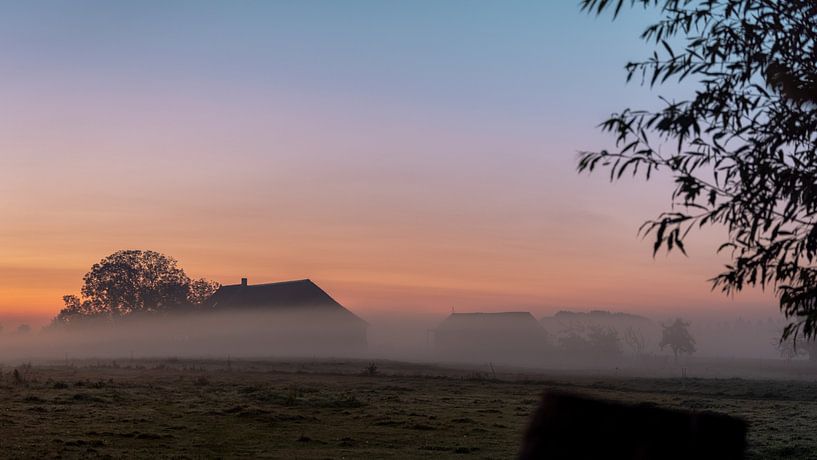 Sunrise on a misty farm 2 by Percy's fotografie