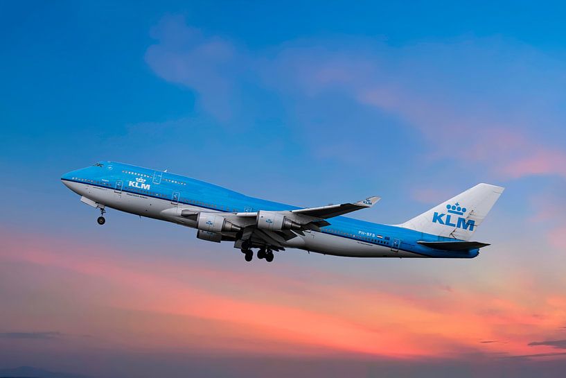 KLM Boeing 747-400, PH-BFB, City of Bangkok by Gert Hilbink