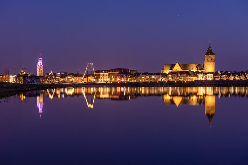 City front Kampen in the evening by Fotografie Ronald
