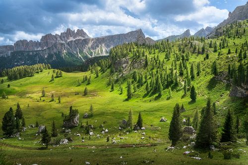 Uitzicht vanaf wandelpad naar Cinque Torri, Dolomieten