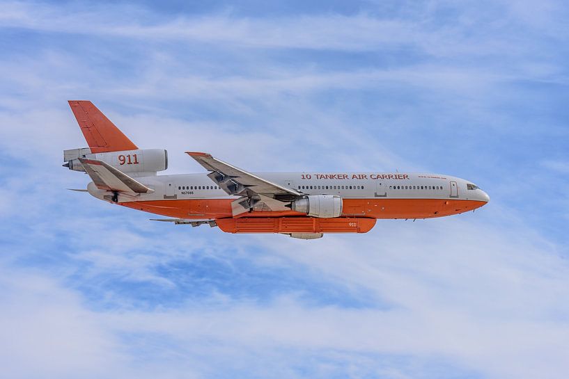 Flyby of a DC-10 Air Tanker during airshow. by Jaap van den Berg