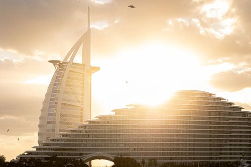 Zonsondergang bij luxehotels in Dubai