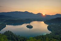 Sonnenaufgang über dem Bleder See - Wunderschönes Slowenien