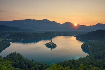 Sunrise over Lake Bled - Beautiful Slovenia by Rolf Schnepp