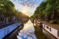 Woonboten in de grachten van Amsterdam van Dennis van de Water thumbnail