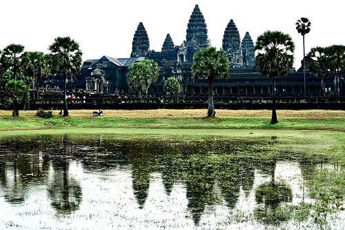 Angkor Wat en zijn aquatische dubbelganger