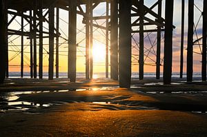 Zonsondergang in Zeeland van Jim Looise