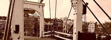 The Skinny Bridge over the Amstel nostalgic