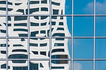 Reflektion vom Stadtbüro von Daan Kloeg