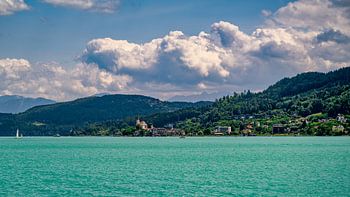 Ein Blick über den Wörthersee