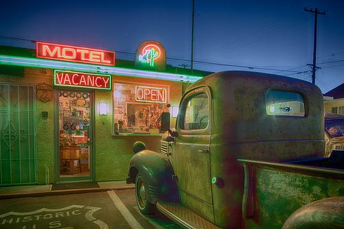 Route 66 hotel, zw/wit versie is de winnende foto USA4ALL! van Humphry Jacobs