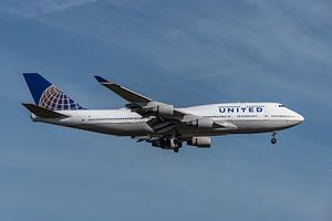 Un Boeing 747-400 de United Airlines est sur le point d'atterrir à l'aéroport de Francfort. sur Jaap van den Berg