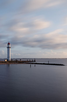 lighthouse in Hellevloetsluis