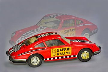 Porsche Oldtimer Modellauto 911 Safari by Ingo Laue