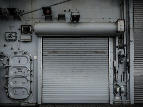 Metal roller shutter