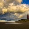 Storm op komst bij Vuurtoren Eierland | Texel van Ricardo Bouman