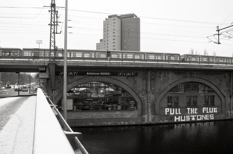 Alter Speicher - S-Bahnbrücke - Berlin-Kreuzberg by Silva Wischeropp